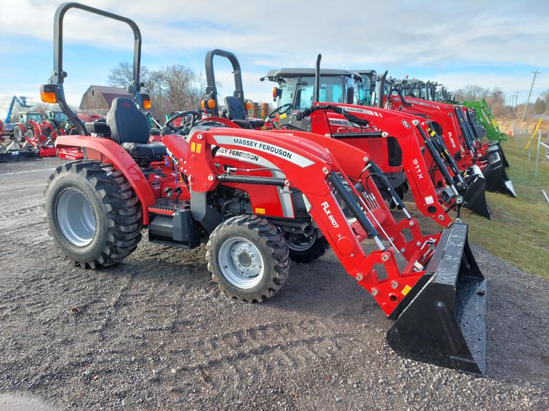 MF1E.35H compact tractor/loader